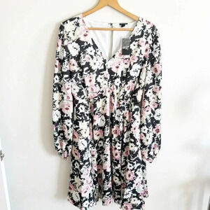 Torrid floral long sleeve Mini Bubble Charmeuse Babydoll Dress NWT size 1X